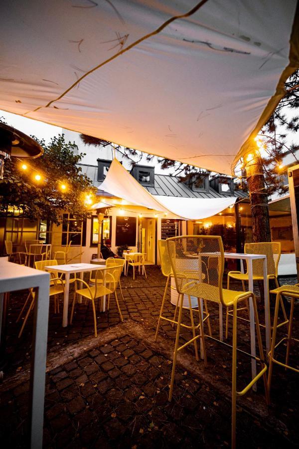 Street Food Possonium Apartments Bratislava Eksteriør billede