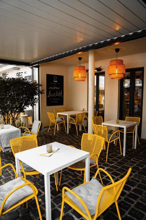 Street Food Possonium Apartments Bratislava Eksteriør billede